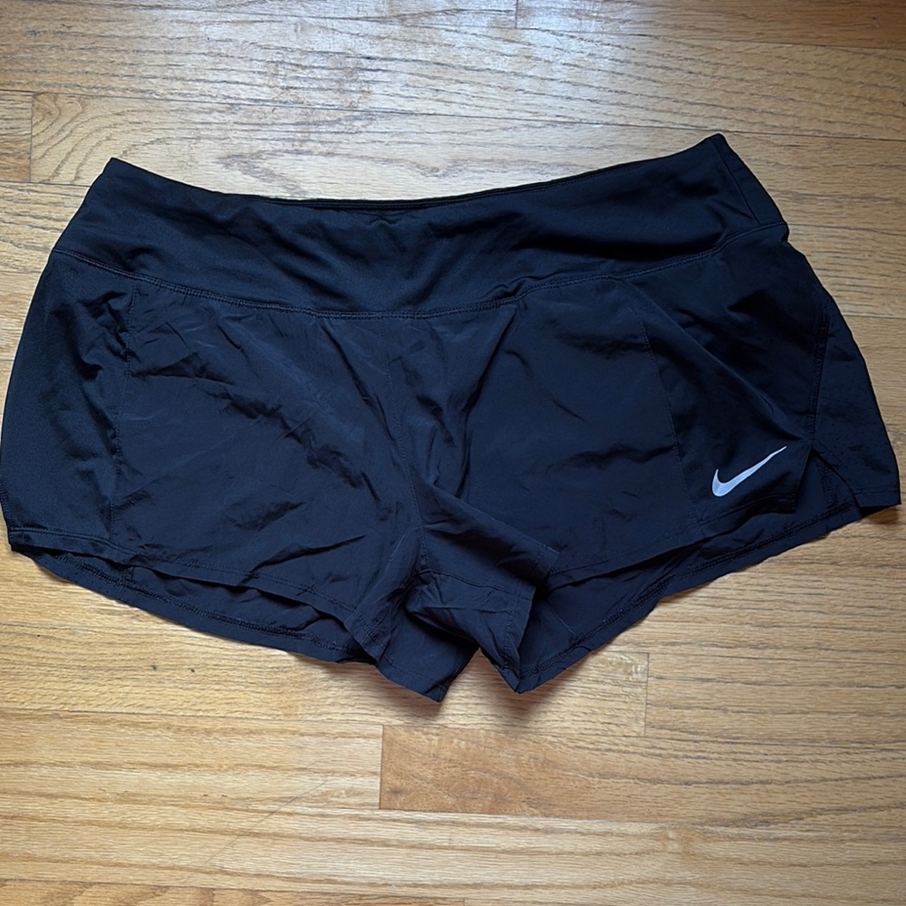 Nike Women’s Black Athletic Shorts XL
